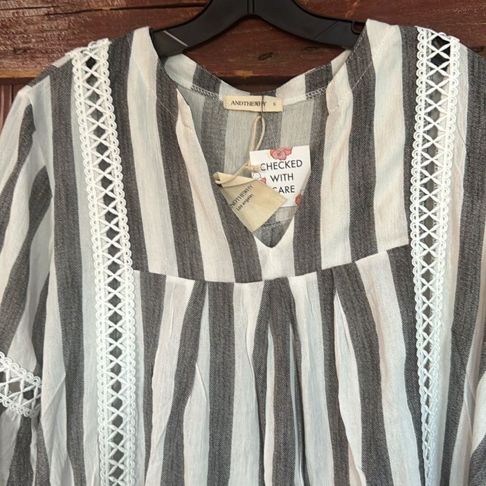 ANDTHEWHY black/white stripe open lace accent bishop sleeve flowy boho top. NWT. - Picture 5 of 13